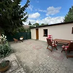 Rodinny Dum Сasa de vacaciones Poděbrady