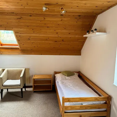 Nyaraló Rodinny Dum - 3 S Vlastni Koupelnou A Moznost Ulozeni Kol