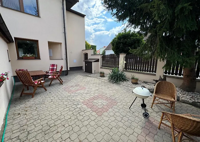 Rodinny Dum בית נופש *